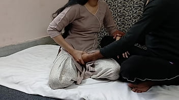 Desi Hancock's Indian pussy gets pounded hard in xnxx video